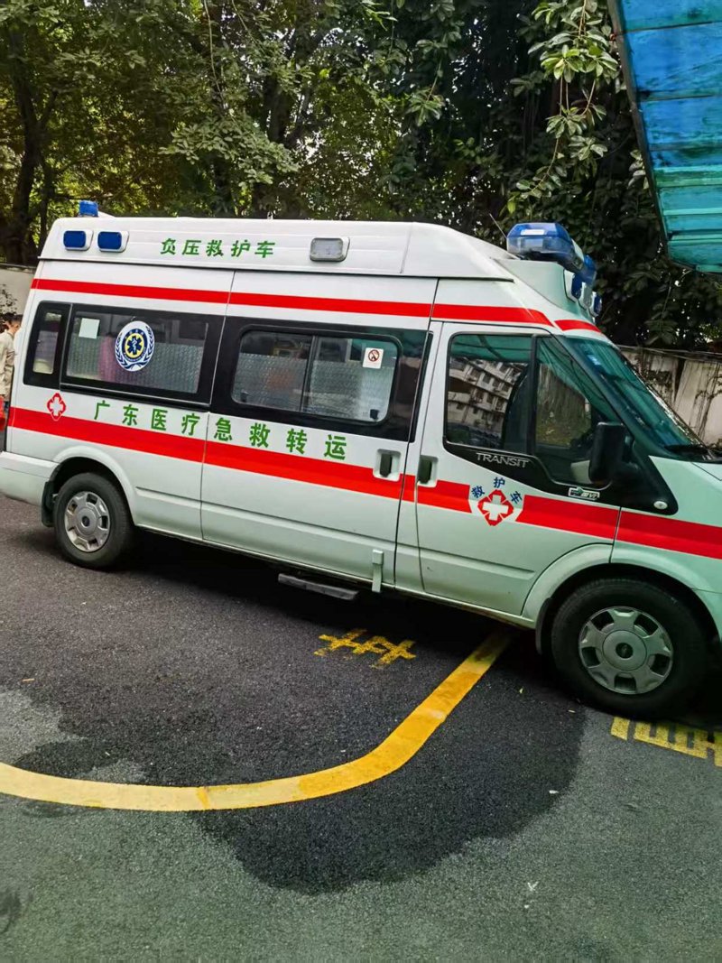 长途救护车出租，真的值得信赖吗？今天，我们将通过故事叙述的方式，对比分析传统急救服务与长途救护车出租的不同之处，并探讨其适用场景。