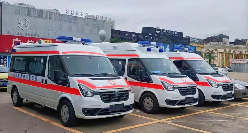 跨省救护车